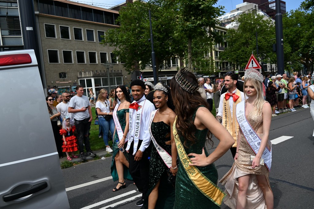 ../Images/Zomercarnaval 2024 070.jpg